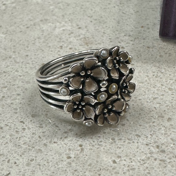 PANDORA BUNCH OF PINK FLOWER RING - Picture 1 of 4